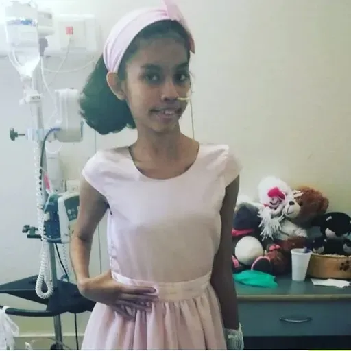 El milagro de Andrea, una joven de 14 años que ha superado el cáncer contra todo pronóstigo