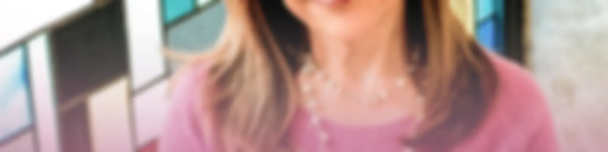 Dra Valéria Marcondes