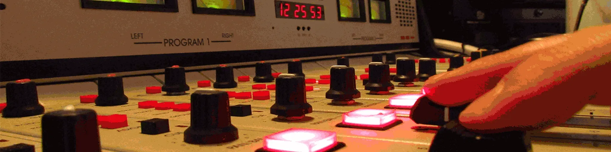 RADIO ELSON