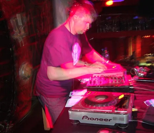 DJ SERJ - March 2023 (House Mix)