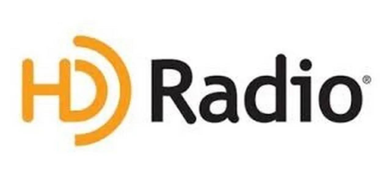 HD RADIO  93.7 FM (SANTA-CHIMBOTE)