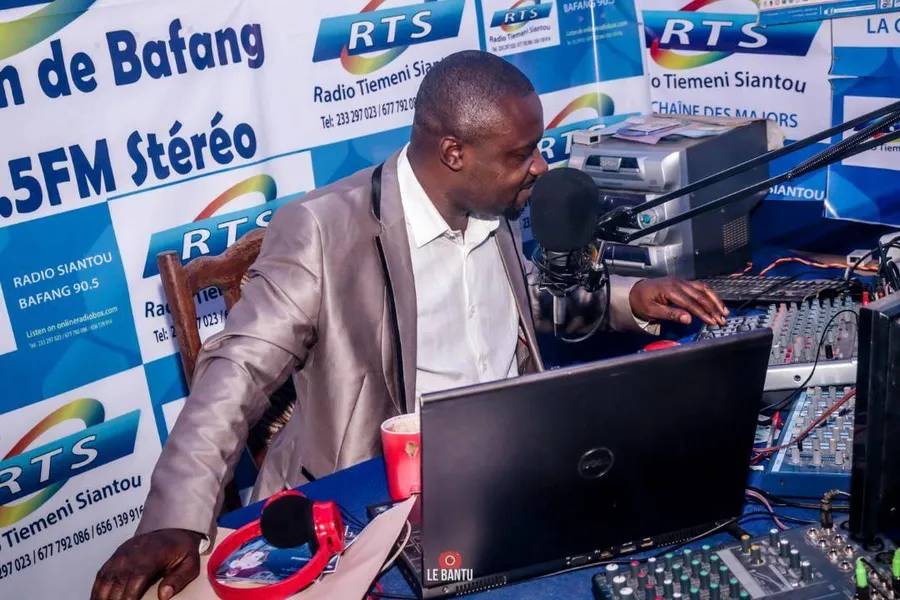 RADIO  TIEMENI  SIANTOU station de BAFANG  RTS