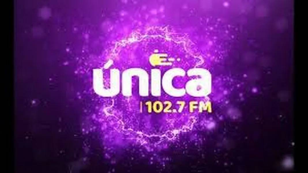 UNICA 102.7 FM