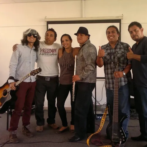 Entrevista en el 1075 FM - Juan Hernández “su grupo de blues” y Jaime Raúl “Rulas” integrante scouts