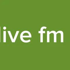 87.7 live fm radio