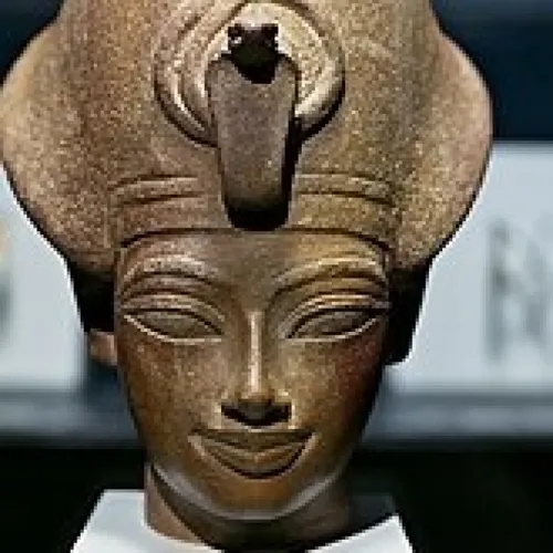 Amenhotep III, el Atón resplandeciente (Anatomía de un reinado) F. J. Martín Valentín y Teresa Bedman.571 LFDLC