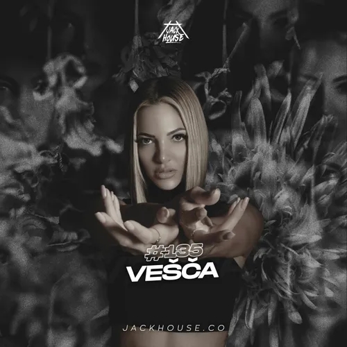 VESCA | #135