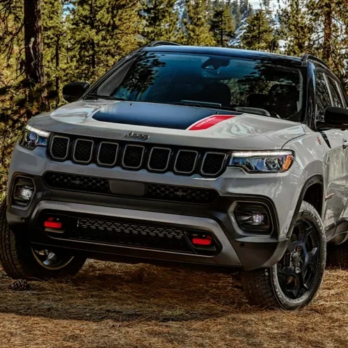 Jeep Compass 2023 ganha motor 2.0 turbo a gasolina na América do Norte